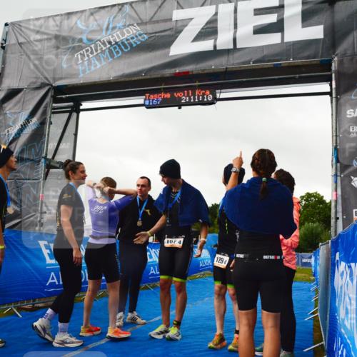 30.08.2026 - Elbe Triathlon Hamburg LAZAROV Photography http://msf.ph/oto/10091970 30.08.2026 16:20:26 Ziel  meine-sportfotos.de