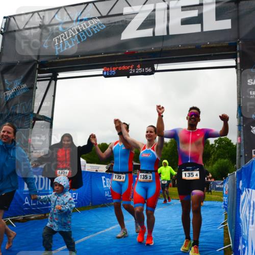 30.08.2026 - Elbe Triathlon Hamburg LAZAROV Photography http://msf.ph/oto/10092008 30.08.2026 16:25:54 Ziel  meine-sportfotos.de