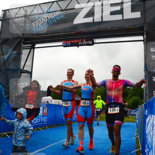 30.08.2026 - Elbe Triathlon Hamburg LAZAROV Photography http://msf.ph/oto/10092009 30.08.2026 16:25:54 Ziel  meine-sportfotos.de
