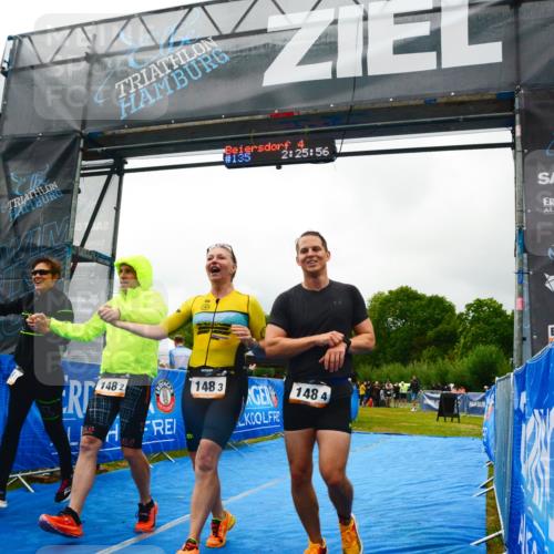 30.08.2026 - Elbe Triathlon Hamburg LAZAROV Photography http://msf.ph/oto/10092016 30.08.2026 16:25:57 Ziel  meine-sportfotos.de