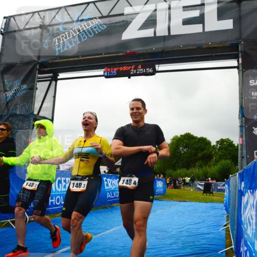 30.08.2026 - Elbe Triathlon Hamburg LAZAROV Photography http://msf.ph/oto/10092017 30.08.2026 16:25:57 Ziel  meine-sportfotos.de