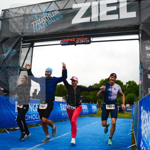 30.08.2026 - Elbe Triathlon Hamburg LAZAROV Photography http://msf.ph/oto/10092026 30.08.2026 16:28:22 Ziel  meine-sportfotos.de