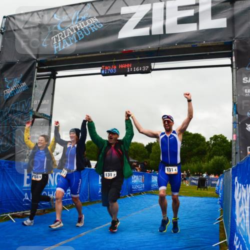 30.08.2026 - Elbe Triathlon Hamburg LAZAROV Photography http://msf.ph/oto/10092031 30.08.2026 16:30:26 Ziel  meine-sportfotos.de