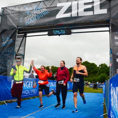 30.08.2026 - Elbe Triathlon Hamburg LAZAROV Photography http://msf.ph/oto/10092038 30.08.2026 16:30:49 Ziel  meine-sportfotos.de