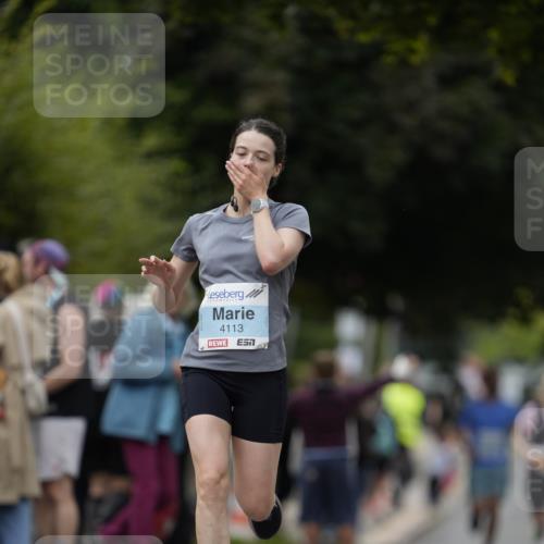 30.08.2026 - Blankeneser Heldenlauf Patografie http://msf.ph/oto/10092044 30.08.2026 12:26:36 Ziel 2276, 4113, 4140 meine-sportfotos.de