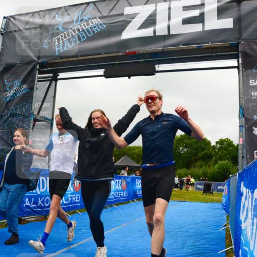 30.08.2026 - Elbe Triathlon Hamburg LAZAROV Photography http://msf.ph/oto/10092053 30.08.2026 16:31:04 Ziel  meine-sportfotos.de