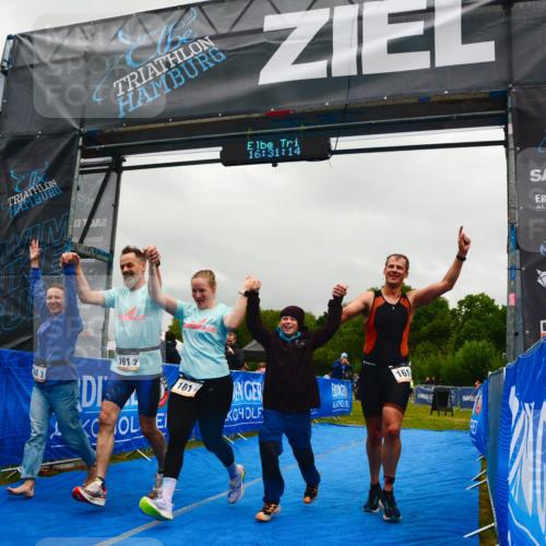 30.08.2026 - Elbe Triathlon Hamburg LAZAROV Photography http://msf.ph/oto/10092062 30.08.2026 16:31:13 Ziel  meine-sportfotos.de