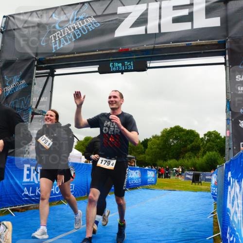 30.08.2026 - Elbe Triathlon Hamburg LAZAROV Photography http://msf.ph/oto/10092078 30.08.2026 16:31:31 Ziel  meine-sportfotos.de