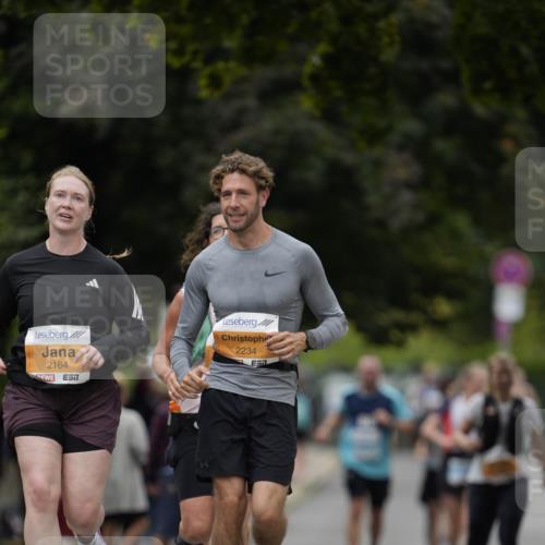 30.08.2026 - Blankeneser Heldenlauf Patografie http://msf.ph/oto/10092079 30.08.2026 12:27:10 Ziel 2677, 2828, 4062 meine-sportfotos.de