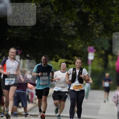 30.08.2026 - Blankeneser Heldenlauf Patografie http://msf.ph/oto/10092087 30.08.2026 12:27:17 Ziel 2164, 2234, 2357, 2677 meine-sportfotos.de