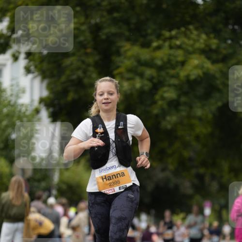30.08.2026 - Blankeneser Heldenlauf Patografie http://msf.ph/oto/10092110 30.08.2026 12:27:37 Ziel 2398, 4229, 4324 meine-sportfotos.de