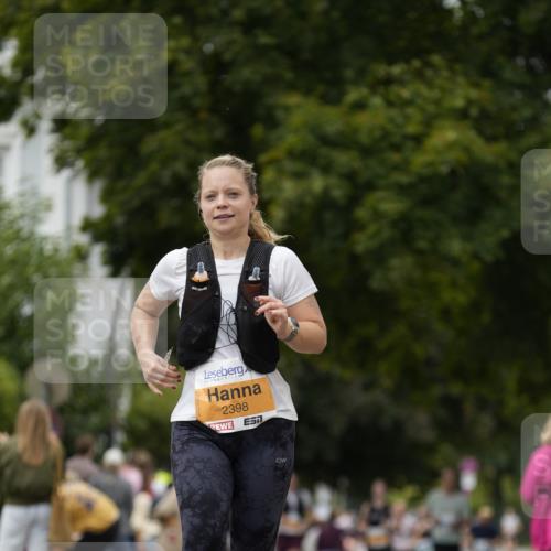 30.08.2026 - Blankeneser Heldenlauf Patografie http://msf.ph/oto/10092112 30.08.2026 12:27:37 Ziel 2398, 4229, 4324 meine-sportfotos.de