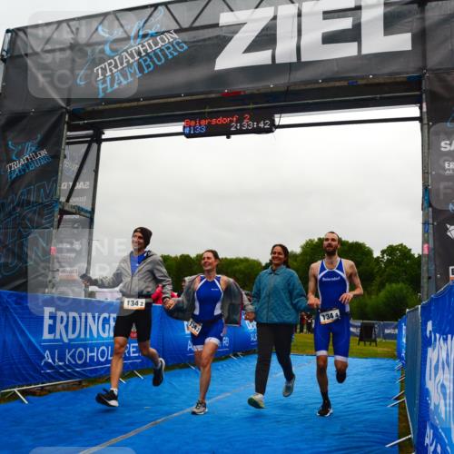 30.08.2026 - Elbe Triathlon Hamburg LAZAROV Photography http://msf.ph/oto/10092117 30.08.2026 16:33:45 Ziel  meine-sportfotos.de