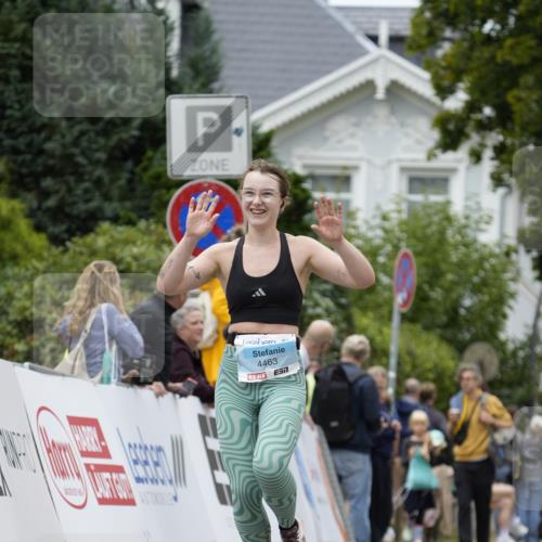 30.08.2026 - Blankeneser Heldenlauf Patografie http://msf.ph/oto/10092143 30.08.2026 12:27:58 Ziel 2366, 2827, 4195, 4212, 4213, 4289, 4463 meine-sportfotos.de
