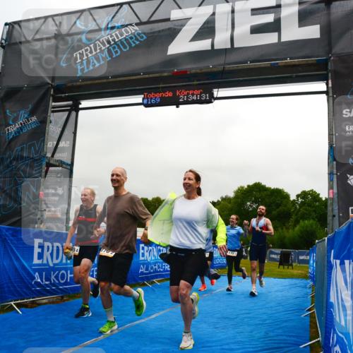 30.08.2026 - Elbe Triathlon Hamburg LAZAROV Photography http://msf.ph/oto/10092156 30.08.2026 16:34:33 Ziel  meine-sportfotos.de