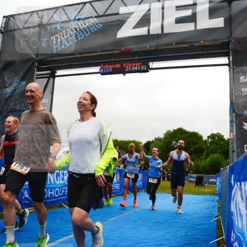 30.08.2026 - Elbe Triathlon Hamburg LAZAROV Photography http://msf.ph/oto/10092161 30.08.2026 16:34:33 Ziel  meine-sportfotos.de