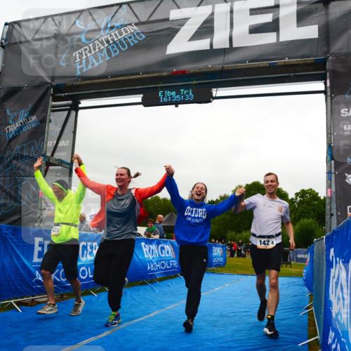 30.08.2026 - Elbe Triathlon Hamburg LAZAROV Photography http://msf.ph/oto/10092177 30.08.2026 16:35:32 Ziel  meine-sportfotos.de