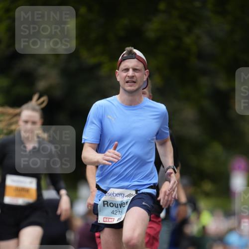 30.08.2026 - Blankeneser Heldenlauf Patografie http://msf.ph/oto/10092180 30.08.2026 12:28:30 Ziel 4216, 4246 meine-sportfotos.de