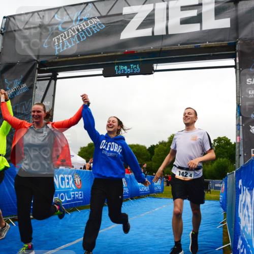 30.08.2026 - Elbe Triathlon Hamburg LAZAROV Photography http://msf.ph/oto/10092181 30.08.2026 16:35:32 Ziel  meine-sportfotos.de