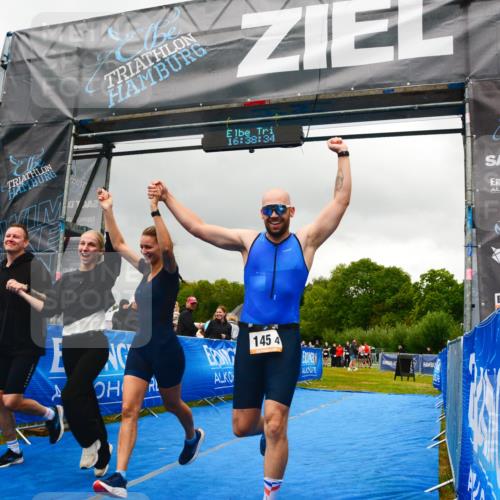 30.08.2026 - Elbe Triathlon Hamburg LAZAROV Photography http://msf.ph/oto/10092224 30.08.2026 16:38:34 Ziel  meine-sportfotos.de