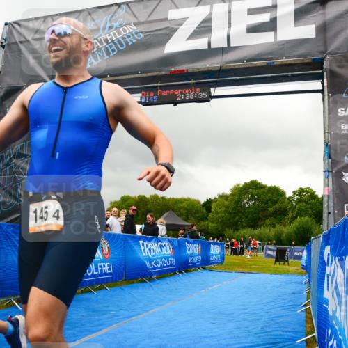 30.08.2026 - Elbe Triathlon Hamburg LAZAROV Photography http://msf.ph/oto/10092230 30.08.2026 16:38:34 Ziel  meine-sportfotos.de