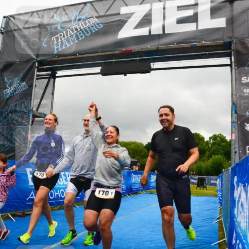 30.08.2026 - Elbe Triathlon Hamburg LAZAROV Photography http://msf.ph/oto/10092250 30.08.2026 16:39:38 Ziel  meine-sportfotos.de