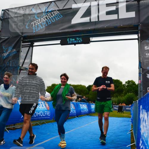 30.08.2026 - Elbe Triathlon Hamburg LAZAROV Photography http://msf.ph/oto/10092281 30.08.2026 16:44:46 Ziel  meine-sportfotos.de