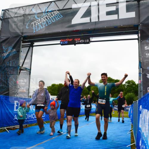 30.08.2026 - Elbe Triathlon Hamburg LAZAROV Photography http://msf.ph/oto/10092286 30.08.2026 16:45:17 Ziel  meine-sportfotos.de