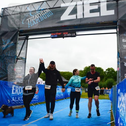 30.08.2026 - Elbe Triathlon Hamburg LAZAROV Photography http://msf.ph/oto/10092307 30.08.2026 16:45:21 Ziel  meine-sportfotos.de