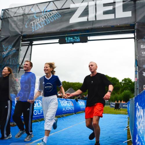 30.08.2026 - Elbe Triathlon Hamburg LAZAROV Photography http://msf.ph/oto/10092313 30.08.2026 16:47:07 Ziel  meine-sportfotos.de