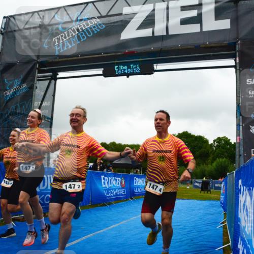 30.08.2026 - Elbe Triathlon Hamburg LAZAROV Photography http://msf.ph/oto/10092325 30.08.2026 16:49:52 Ziel  meine-sportfotos.de