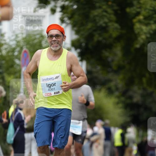 30.08.2026 - Blankeneser Heldenlauf Patografie http://msf.ph/oto/10092336 30.08.2026 12:30:43 Ziel 2663, 2886, 4001, 4458 meine-sportfotos.de