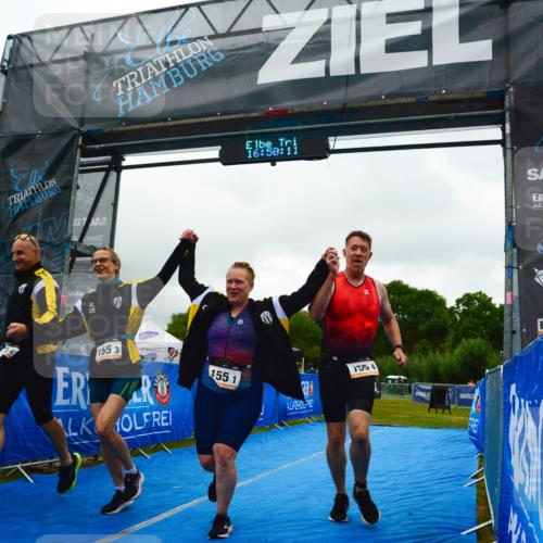 30.08.2026 - Elbe Triathlon Hamburg LAZAROV Photography http://msf.ph/oto/10092337 30.08.2026 16:50:10 Ziel  meine-sportfotos.de