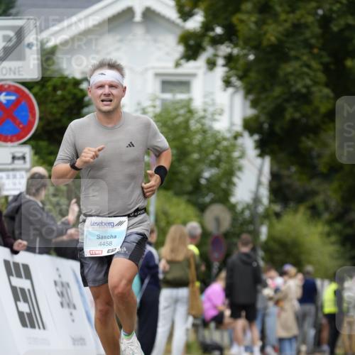 30.08.2026 - Blankeneser Heldenlauf Patografie http://msf.ph/oto/10092338 30.08.2026 12:30:46 Ziel 2663, 2886, 4001, 4458 meine-sportfotos.de