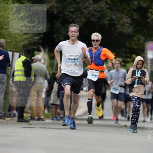 30.08.2026 - Blankeneser Heldenlauf Patografie http://msf.ph/oto/10092342 30.08.2026 12:30:49 Ziel 4001, 4458 meine-sportfotos.de
