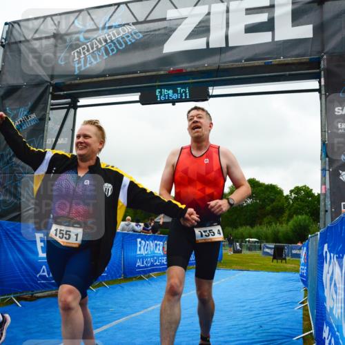 30.08.2026 - Elbe Triathlon Hamburg LAZAROV Photography http://msf.ph/oto/10092343 30.08.2026 16:50:10 Ziel  meine-sportfotos.de
