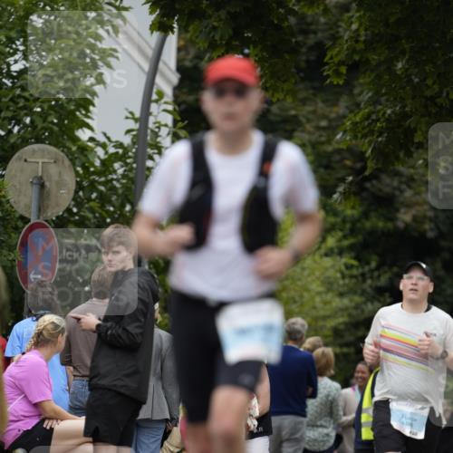 30.08.2026 - Blankeneser Heldenlauf Patografie http://msf.ph/oto/10092396 30.08.2026 12:31:31 Ziel 4170, 4203 meine-sportfotos.de