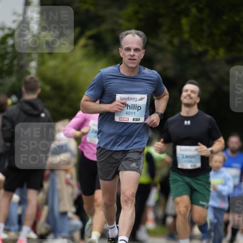 30.08.2026 - Blankeneser Heldenlauf Patografie http://msf.ph/oto/10092444 30.08.2026 12:33:08 Ziel 4011, 4068, 4483 meine-sportfotos.de