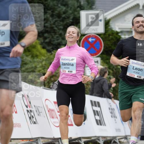 30.08.2026 - Blankeneser Heldenlauf Patografie http://msf.ph/oto/10092450 30.08.2026 12:33:14 Ziel 4011, 4068, 4096, 4364 meine-sportfotos.de