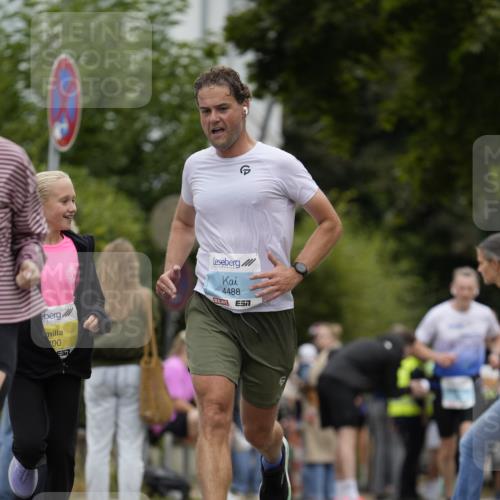 30.08.2026 - Blankeneser Heldenlauf Patografie http://msf.ph/oto/10092466 30.08.2026 12:33:37 Ziel 2117, 2125, 4122, 4488 meine-sportfotos.de