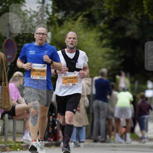 30.08.2026 - Blankeneser Heldenlauf Patografie http://msf.ph/oto/10092484 30.08.2026 12:34:02 Ziel 4460, 4461 meine-sportfotos.de