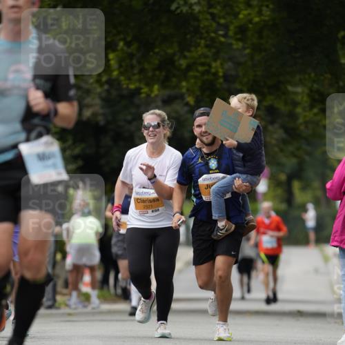 30.08.2026 - Blankeneser Heldenlauf Patografie http://msf.ph/oto/10092496 30.08.2026 12:34:23 Ziel 2928, 4347, 4449 meine-sportfotos.de
