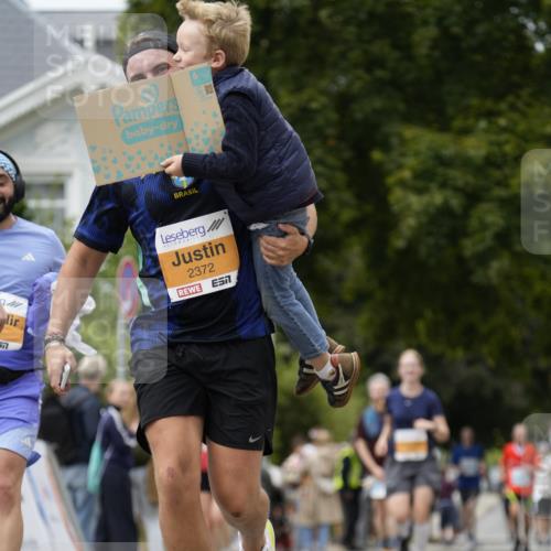 30.08.2026 - Blankeneser Heldenlauf Patografie http://msf.ph/oto/10092503 30.08.2026 12:34:31 Ziel 2311, 2371, 2372, 2844, 2901, 4449 meine-sportfotos.de
