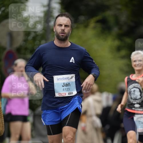 30.08.2026 - Blankeneser Heldenlauf Patografie http://msf.ph/oto/10092533 30.08.2026 12:35:14 Ziel 4123, 4471 meine-sportfotos.de