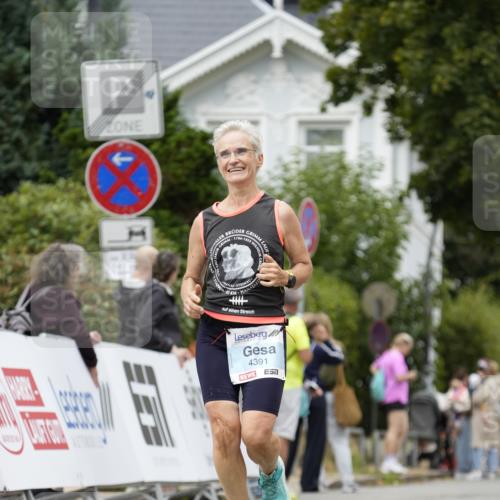 30.08.2026 - Blankeneser Heldenlauf Patografie http://msf.ph/oto/10092538 30.08.2026 12:35:21 Ziel 4123, 4360, 4391 meine-sportfotos.de