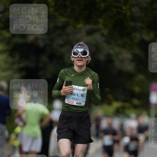30.08.2026 - Blankeneser Heldenlauf Patografie http://msf.ph/oto/10092549 30.08.2026 12:36:12 Ziel  meine-sportfotos.de