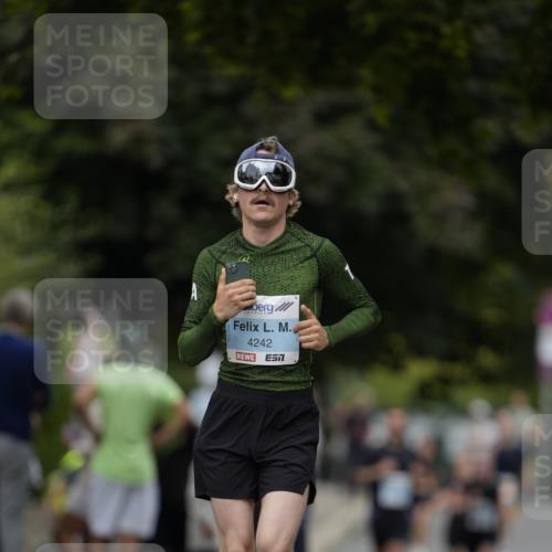 30.08.2026 - Blankeneser Heldenlauf Patografie http://msf.ph/oto/10092550 30.08.2026 12:36:13 Ziel 4242 meine-sportfotos.de