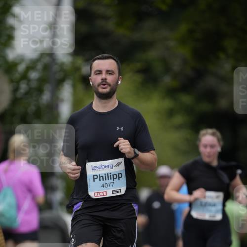 30.08.2026 - Blankeneser Heldenlauf Patografie http://msf.ph/oto/10092555 30.08.2026 12:36:34 Ziel 4077 meine-sportfotos.de