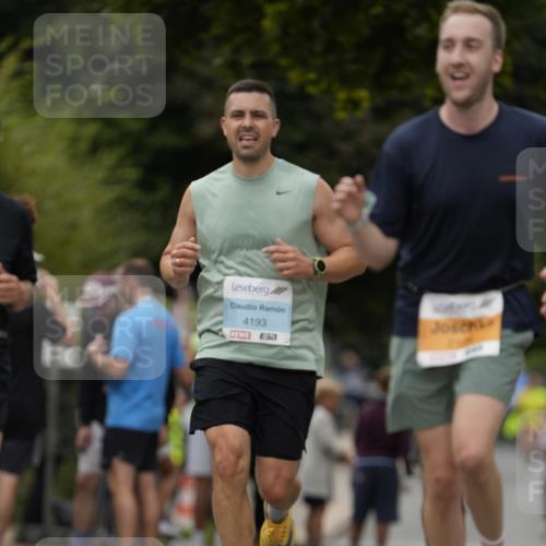 30.08.2026 - Blankeneser Heldenlauf Patografie http://msf.ph/oto/10092572 30.08.2026 12:37:00 Ziel 2108, 2109, 4166, 4193 meine-sportfotos.de