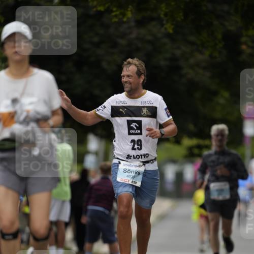 30.08.2026 - Blankeneser Heldenlauf Patografie http://msf.ph/oto/10092579 30.08.2026 12:37:15 Ziel  meine-sportfotos.de